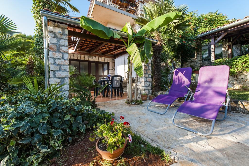 Lilac Kos Rovinj